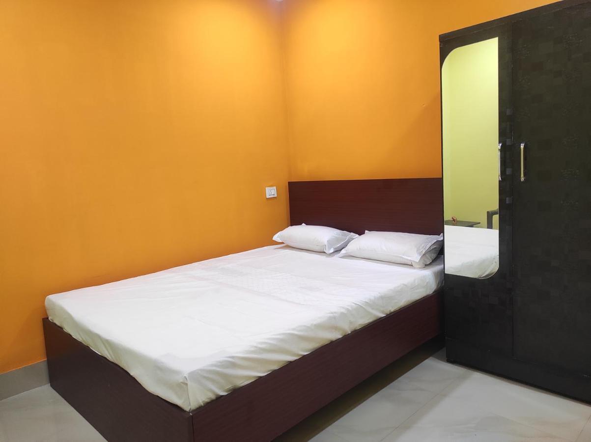 Hotel Sk Lodge Near Guwahati Airport Extérieur photo